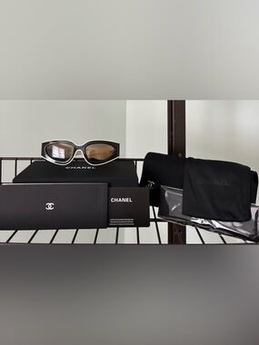 CHANEL Sunglasses Cat Eye Black White